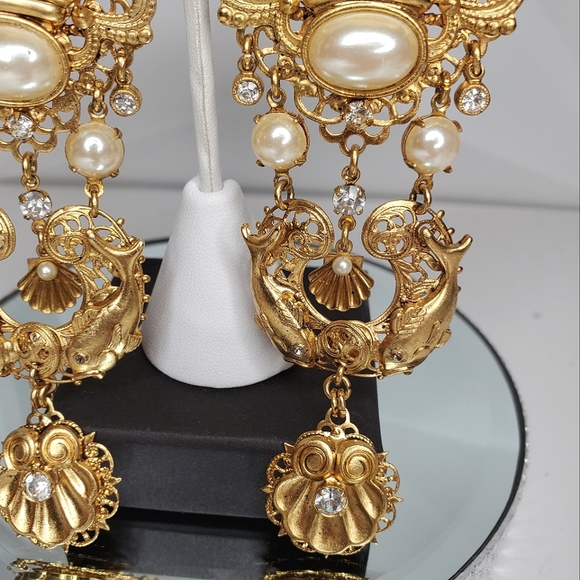 Magnificent & Massive ASKEW LONDON Etruscan Sea Theme Pearl Dangle Earrings - Picture 4 of 9